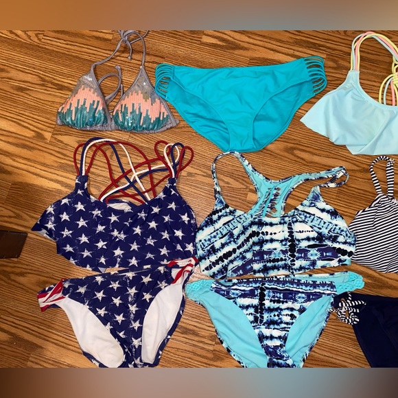 Bikini bundle - Picture 2 of 3